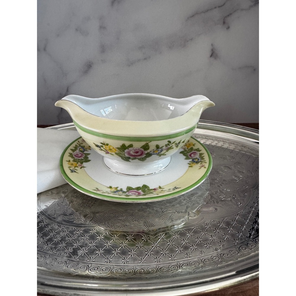 Vintage‎ Floral Gravy Boat Saucer Royal Doulton Green Rim Cottage